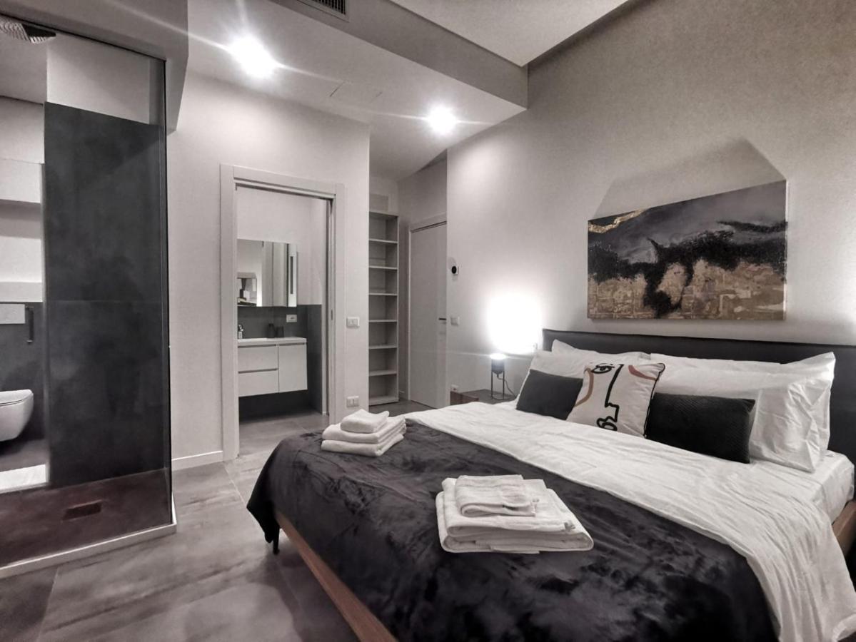 Rooms Corso Porta Nuova เวโรนา ภายนอก รูปภาพ