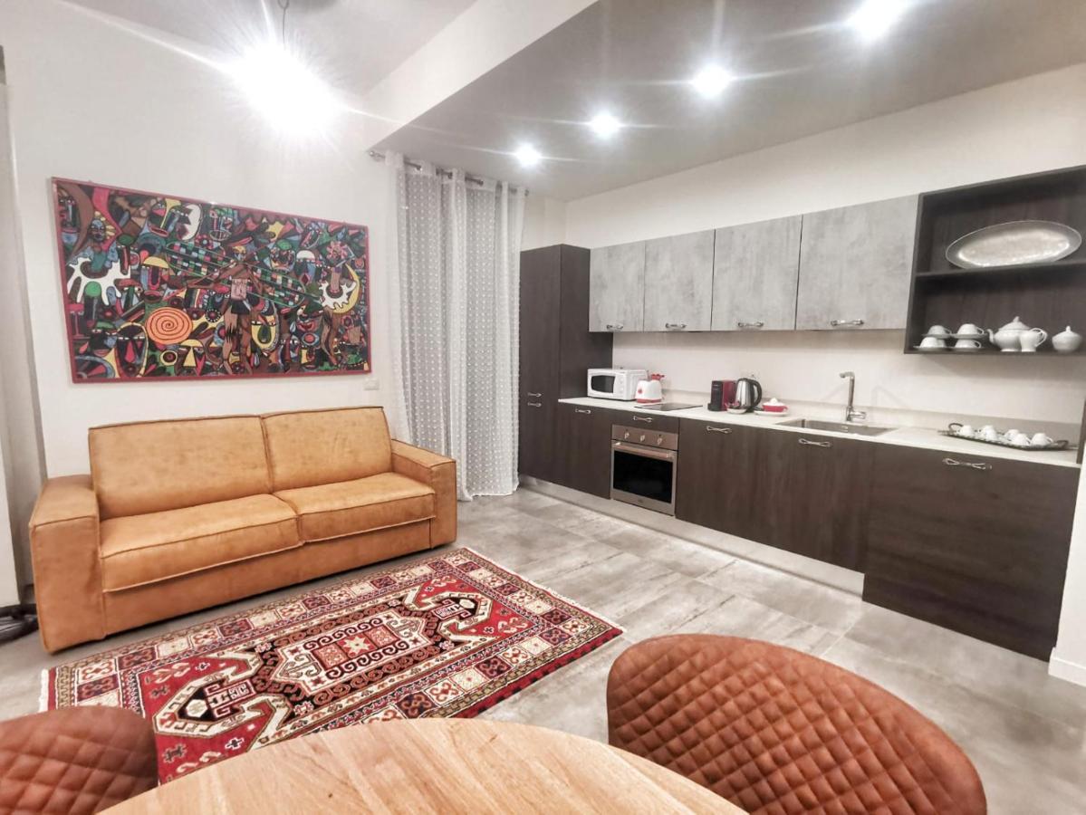 Rooms Corso Porta Nuova เวโรนา ภายนอก รูปภาพ